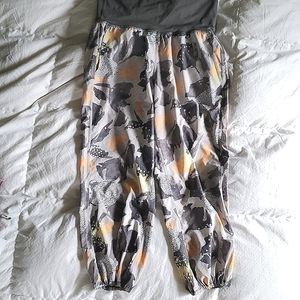 Lululemon harem pants size 8